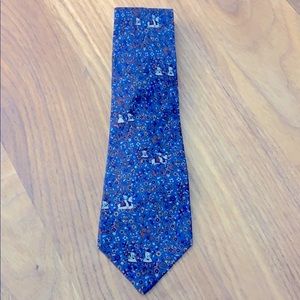 Ferragamo men’s navy blue print tie